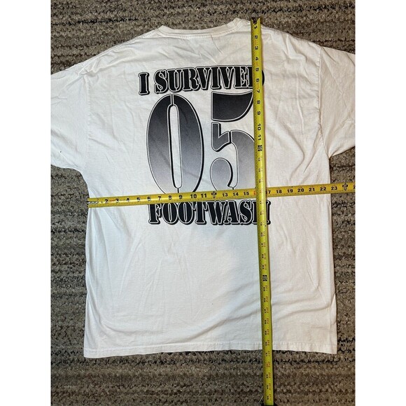 Vintage I Survived 2005 Footwash T Shirt FUBU Fat Albert Hanes Heavyweight Sz XL - Picture 5 of 5